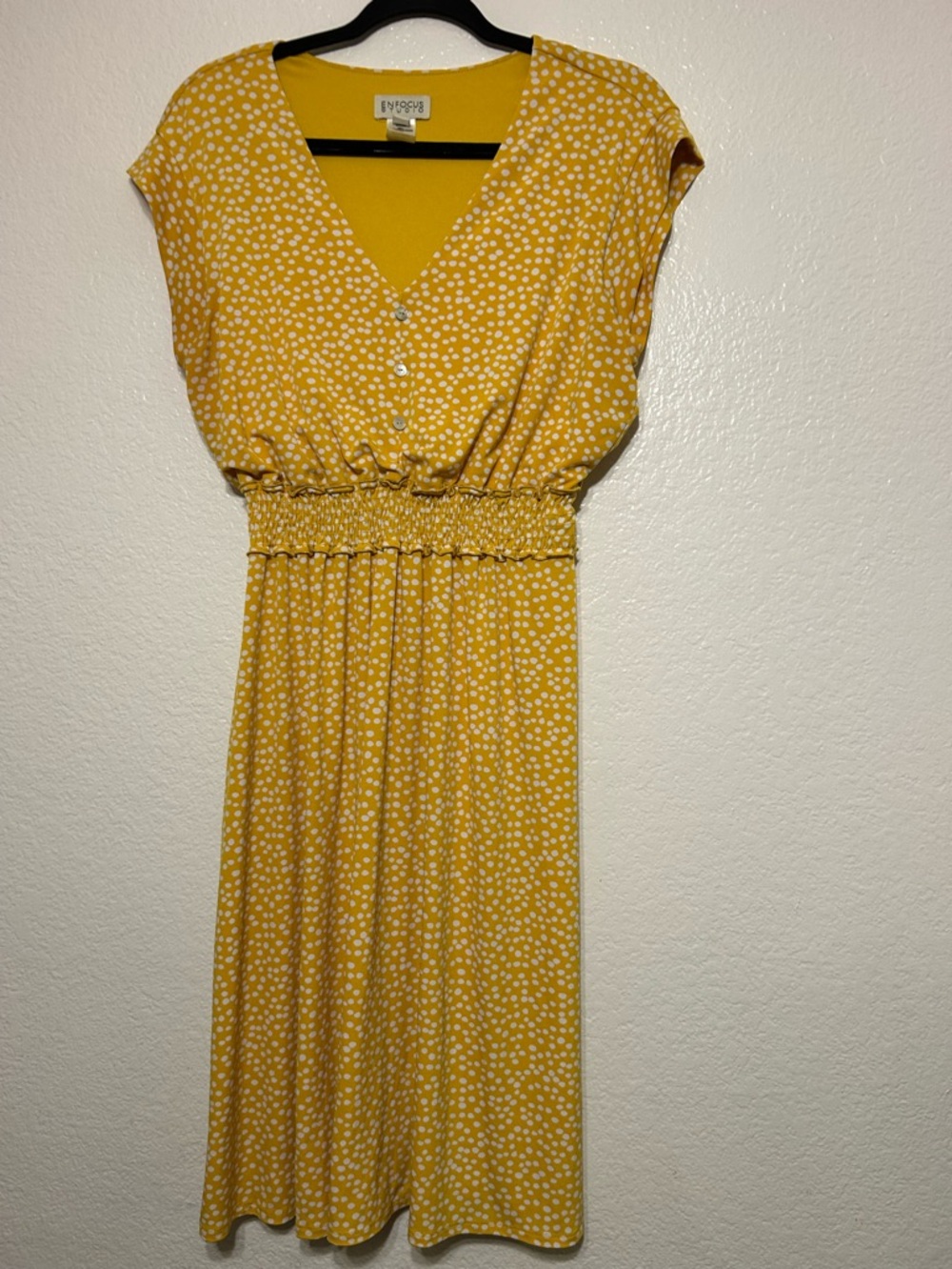 ENFOCUS Studio Yellow Polka Dot Dress Size 14 Smocked Waist V-Neck